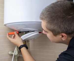 Why choose Emergency Plumbing LLC for emergency plumbing in Pontiac
